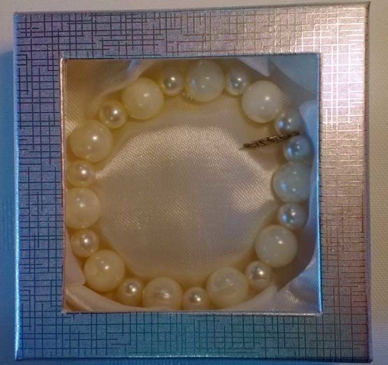 White Beaded Bracelet - Image 3